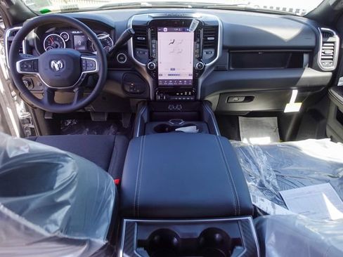 New 2026 RAM 3500 Big Horn AWD/4WD image 25