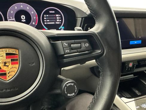 Certified 2024 Porsche Cayenne AWD/4WD image 15