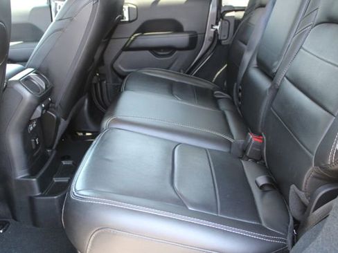 Used 2022 Jeep Wrangler Unlimited Sahara w/ Cold Weather Group AWD/4WD image 44