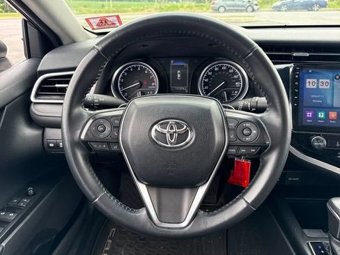 Used 2018 Toyota Camry SE w/ Protection Package (Q2) FWD image 19