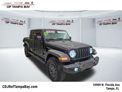 Used 2025 Jeep Gladiator Sport