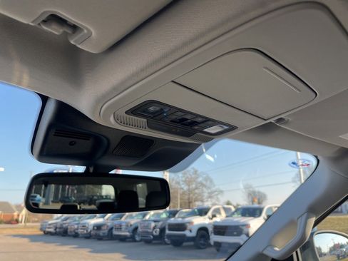 Used 2025 Ford Expedition Platinum w/ Platinum Ultimate Package image 20