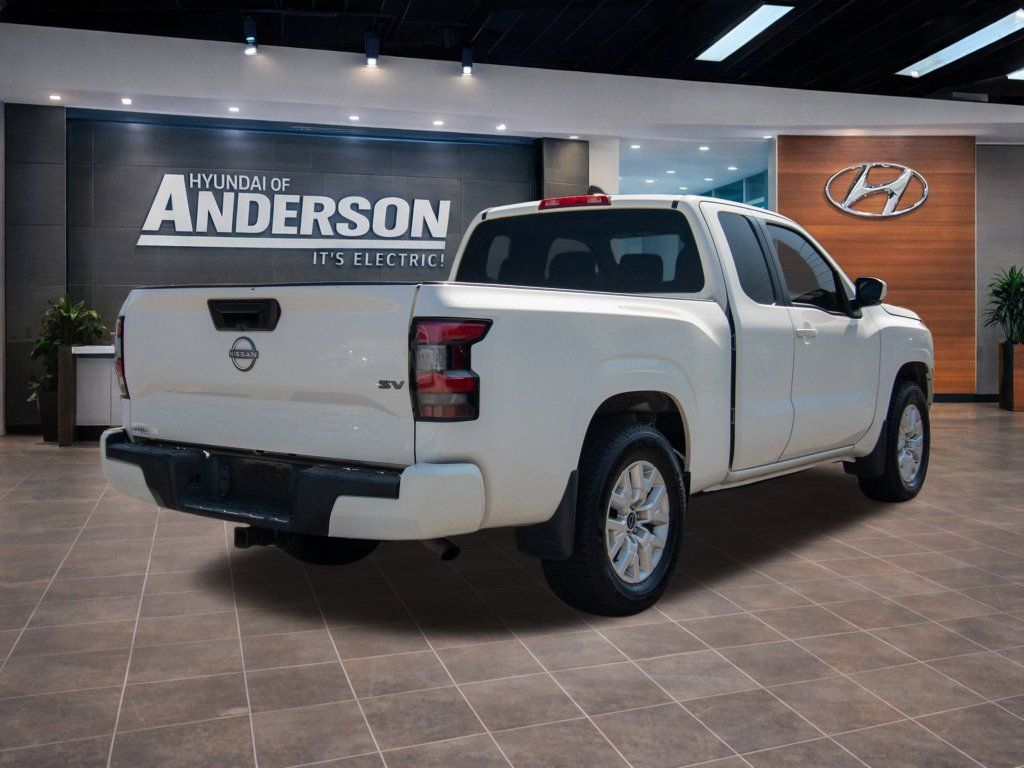 Used 2023 Nissan Frontier SV w/ Tow Package RWD image 12