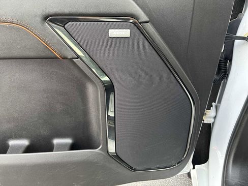 Used 2024 GMC Sierra 1500 AT4 image 24