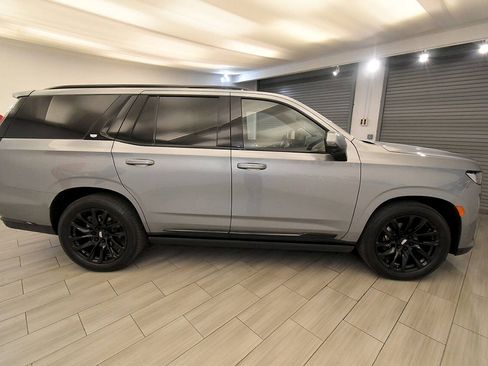 Used 2023 Cadillac Escalade Sport Platinum w/ LPO, ONYX Package AWD/4WD image 6