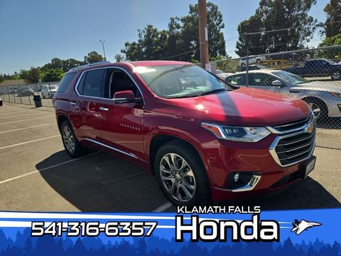 Used 2019 Chevrolet Traverse Premier w/ LPO, Floor Liner Package image 1