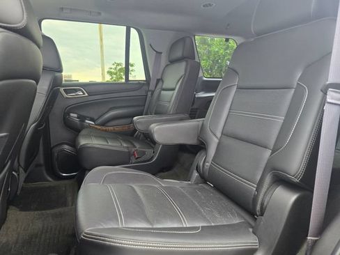 Used 2015 GMC Yukon Denali w/ Touring Package AWD/4WD image 12