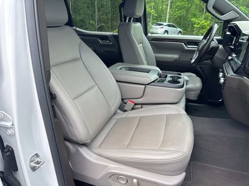Used 2025 GMC Sierra 1500 SLT RWD image 23