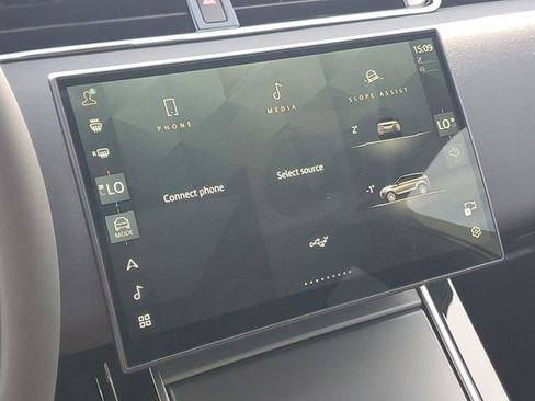 Used 2026 Land Rover Range Rover Evoque S image 32