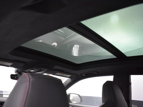 New 2026 Audi SQ8 Prestige AWD/4WD image 17