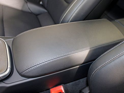 Used 2024 Porsche 911 Carrera S image 36