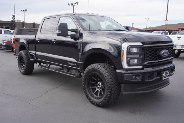 Used 2024 Ford F250 Lariat w/ Sport Appearance Package AWD/4WD image 16