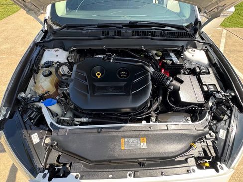 Used 2015 Ford Fusion SE FWD image 34