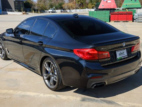 Used 2019 BMW M550i xDrive image 10