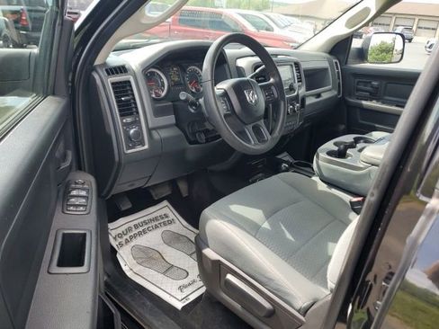 Used 2017 RAM 2500 Tradesman w/ Chrome Appearance Group AWD/4WD image 12