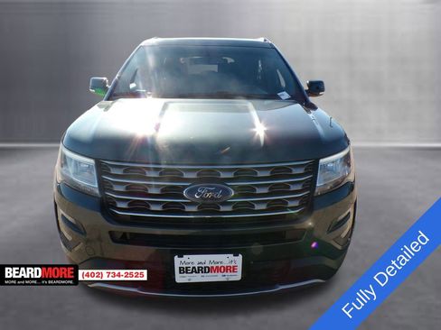 Used 2016 Ford Explorer XLT w/ Equipment Group 201A image 8