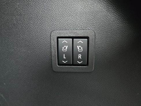 Used 2020 Buick Enclave Avenir image 56