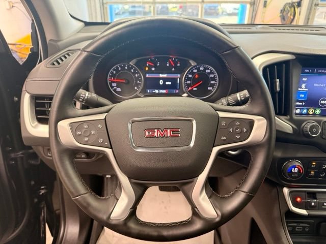 Used 2024 GMC Terrain SLT w/ Tech Package AWD/4WD image 7