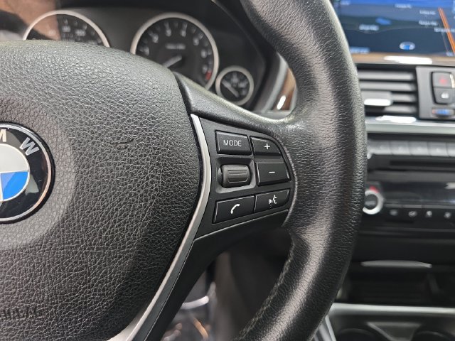 Used 2015 BMW 328i xDrive Sedan AWD/4WD image 18