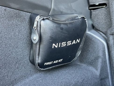 Certified 2022 Nissan Rogue Platinum w/ Head-Up Display Package image 20