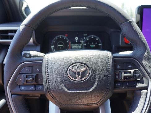 New 2026 Toyota 4Runner TRD Off-Road Premium AWD/4WD image 27