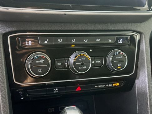 Used 2018 Volkswagen Atlas SEL image 23