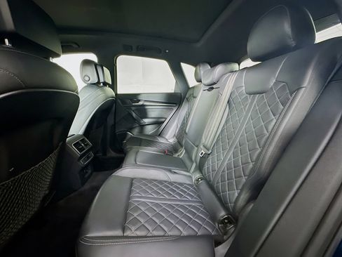 Used 2018 Audi SQ5 Premium Plus w/ S Sport Package image 29