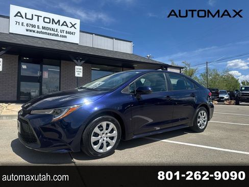 Used 2022 Toyota Corolla LE FWD image 1