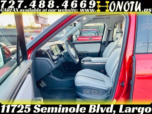 Used 2023 Rivian R1T Adventure image 15