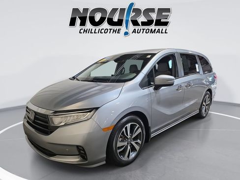 Certified 2024 Honda Odyssey Touring image 1