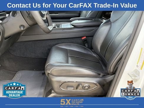 Used 2024 Jeep Wagoneer L Series II image 32