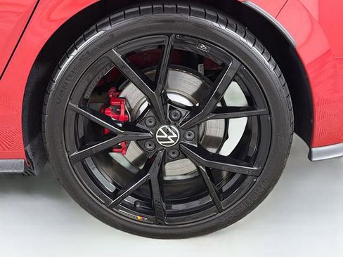 Used 2024 Volkswagen GTI SE w/ SE Leather Seats Package FWD image 33