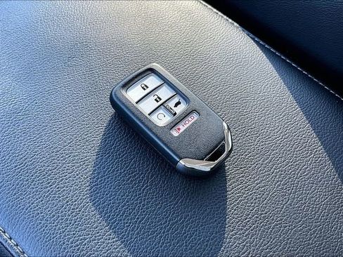 Used 2021 Honda CR-V Touring image 38