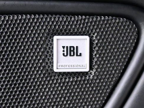 Used 2015 Ferrari F12 Berlinetta image 15