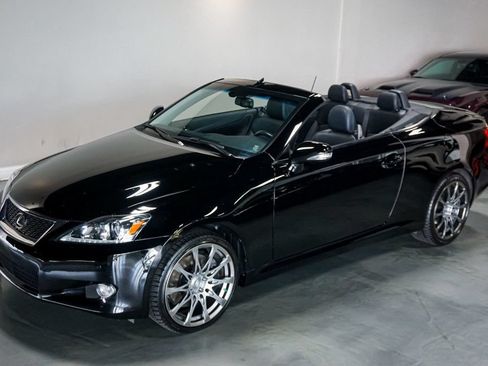 Used 2013 Lexus IS 350C w/ Luxury Pkg RWD image 20
