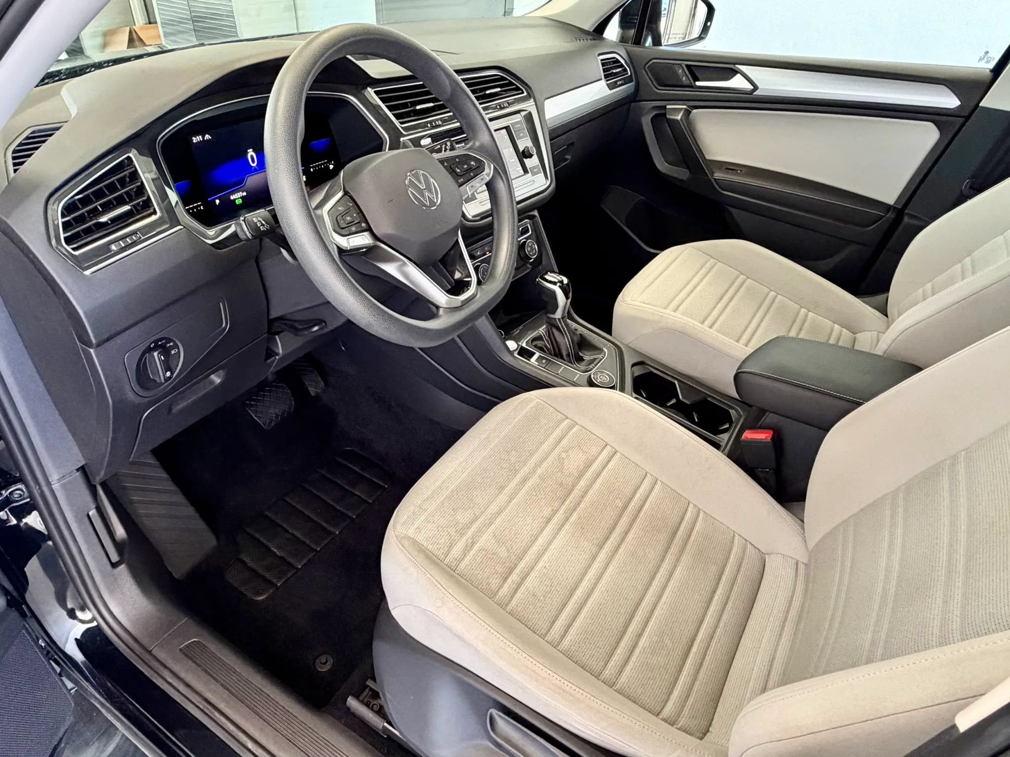 Used 2022 Volkswagen Tiguan S AWD/4WD image 19