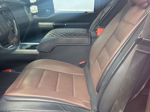 Used 2014 Ford F250 Lariat w/ Lariat Ultimate Package image 9