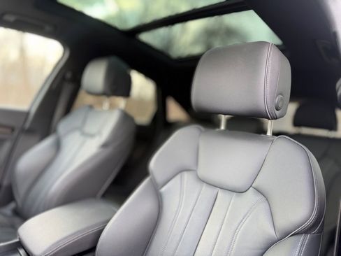 Used 2023 Audi Q5 2.0T Premium Plus w/ Premium Plus Package image 16