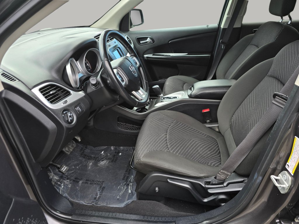 Used 2019 Dodge Journey SE w/ Connectivity Group FWD image 20