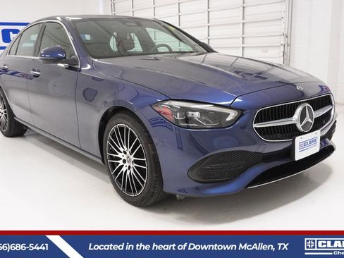Used 2025 Mercedes-Benz C 300 Sedan image 3