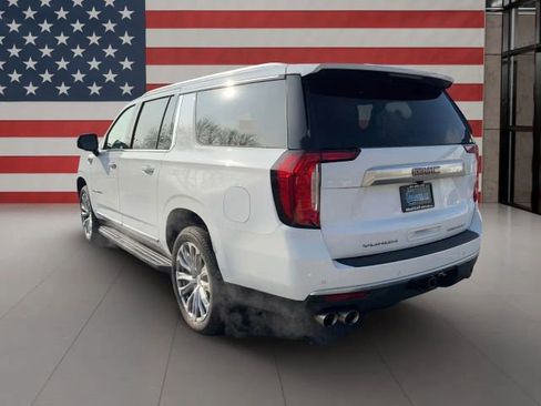 Used 2022 GMC Yukon XL Denali image 3