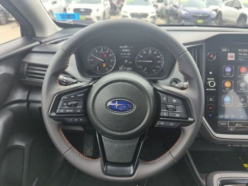 Used 2025 Subaru Crosstrek 2.5i Limited AWD/4WD image 19