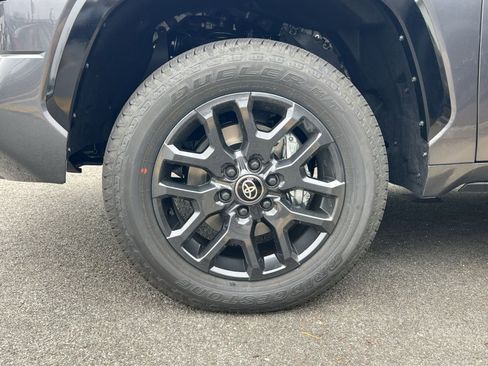 New 2026 Toyota Tundra Platinum AWD/4WD image 5