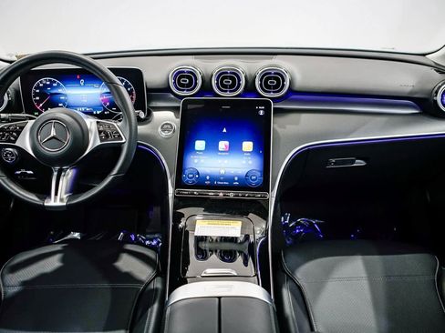 Used 2025 Mercedes-Benz C 300 4MATIC Sedan image 12