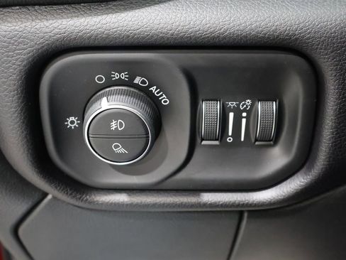 Used 2022 RAM 2500 Laramie image 32