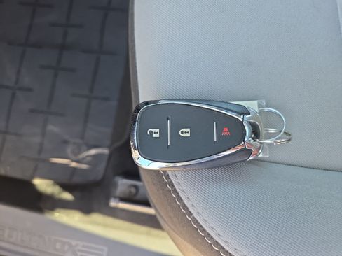 Used 2020 Chevrolet Equinox LS FWD image 28