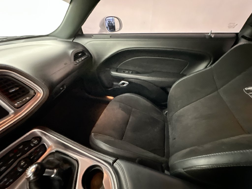 Used 2021 Dodge Challenger R/T Scat Pack RWD image 11