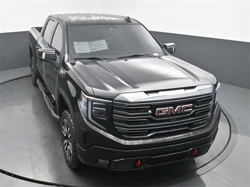 Used 2022 GMC Sierra 1500 AT4 w/ Technology Package image 45