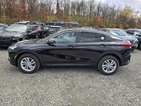 New 2026 Buick Envista Preferred image 2