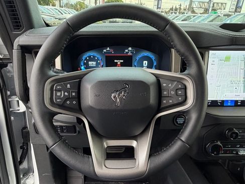 New 2025 Ford Bronco Badlands AWD/4WD image 18